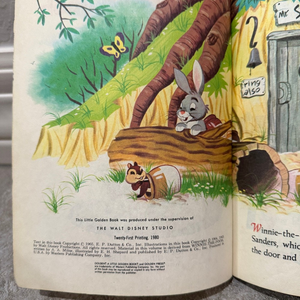Vintage 1980 Winnie-the-Pooh Meets Gopher Little Golden Book Disney - Picture 3 of 3